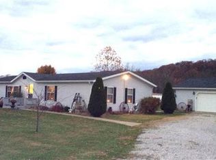 599 School St, Tuscarawas, OH 44682