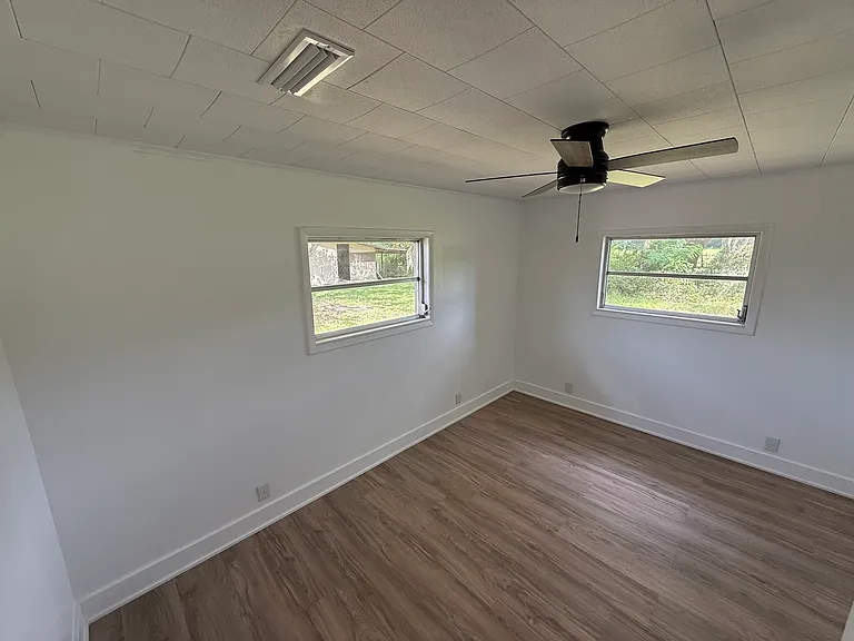 2454 NW Union Park Rd — Photo 8
