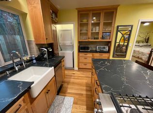 4527 Rubio Ave #1/2, Encino, CA 91436