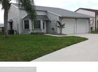 14 Paxford Ln, Boynton Beach, FL 33426