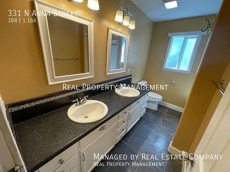 331 N Anna St — Photo 11