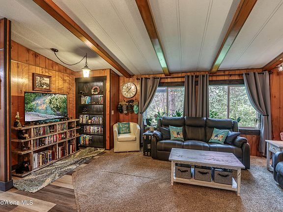 3rd image of 126 Makridge Ln