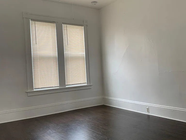 133 Smalley St #2 — Photo 10