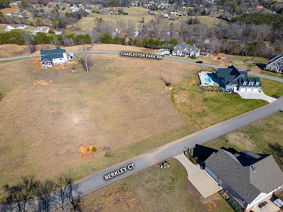 3rd image of 14 Charleston Park Dr Lot 14