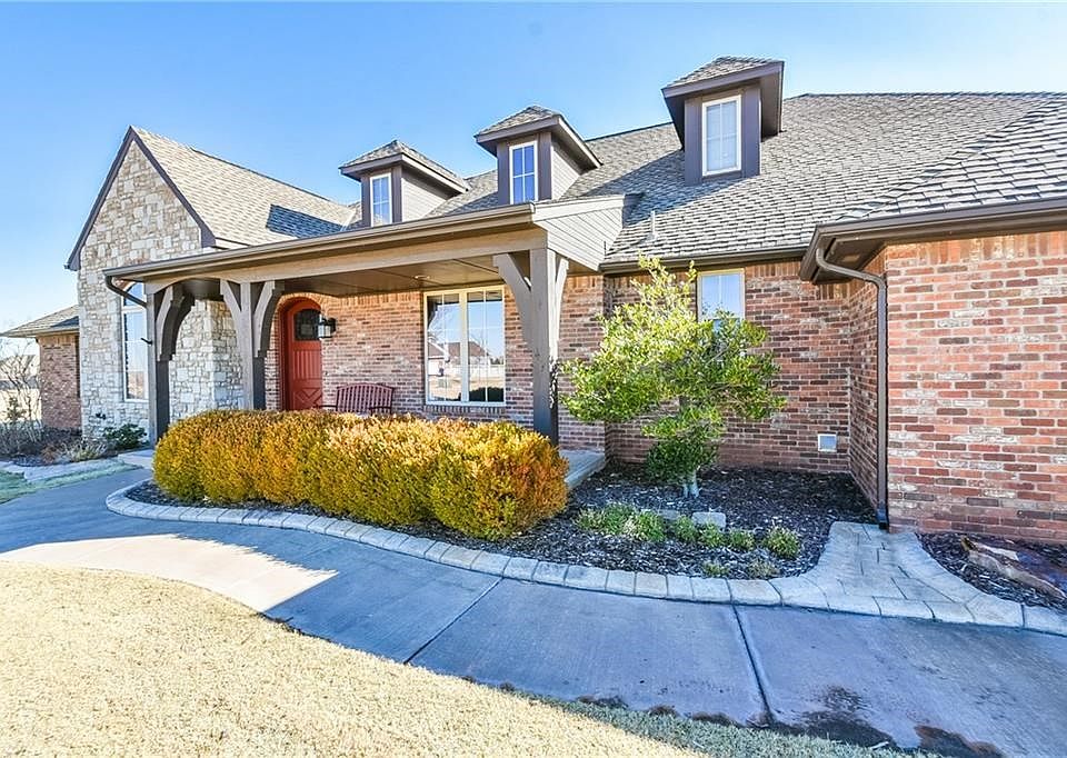1st image of 17412 Barrington Hills Ln