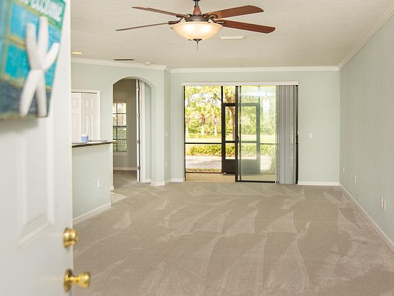 4th image of 110 Calle El Jardin St Unit 102