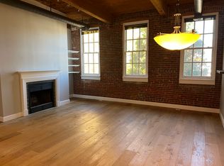 48 Kent St APT 10, Newburyport, MA 01950