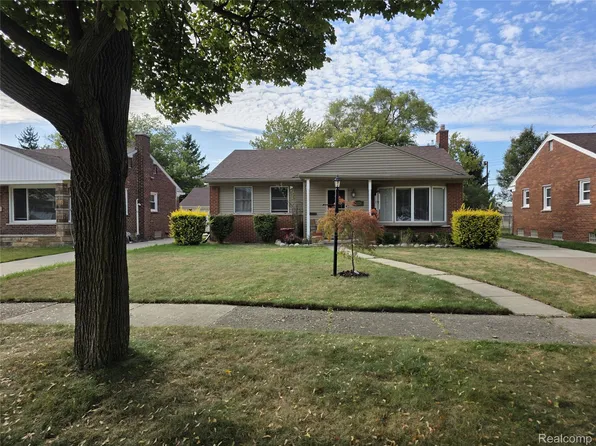 1026 Linden St, Dearborn, MI 48124