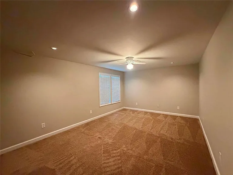 2845 White Blossom Ln — Photo 28