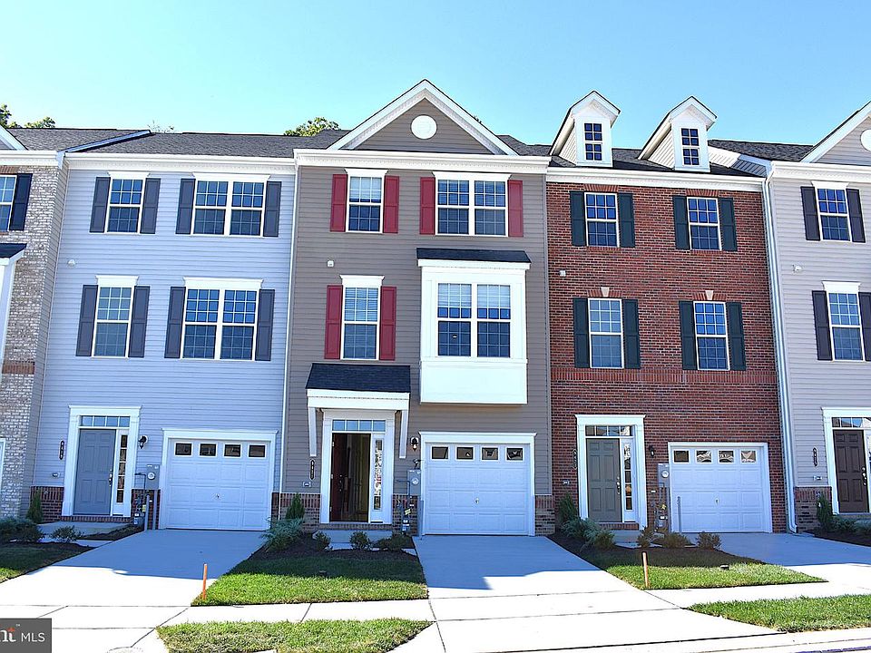 1st image of 9421 Adelaide Ln