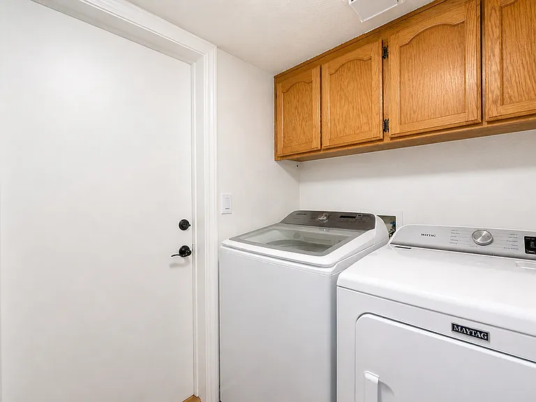 2116 Bernina Dr — Photo 10