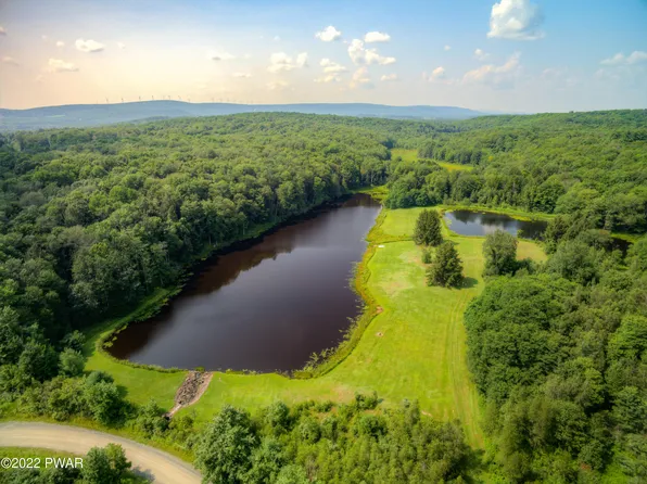 149 Savage Rd, Waymart, PA 18472