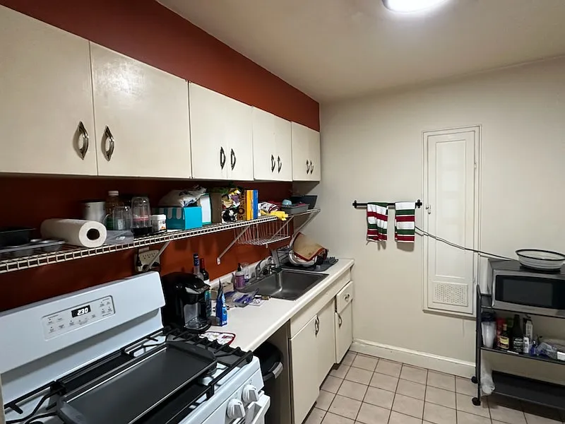 1 bed, 1.0 bath, 774 sqft, $2,300 — Photo 4