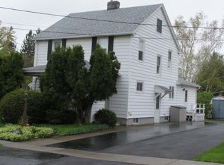 13 Highland St, Auburn, NY 13021
