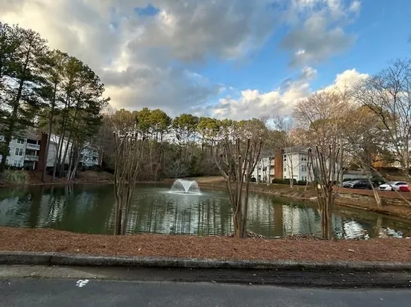 1376 Keys Lake Dr NE, Atlanta, GA 30319