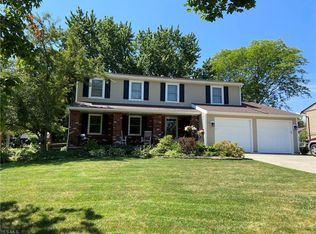 1052 Southport Dr, Medina, OH