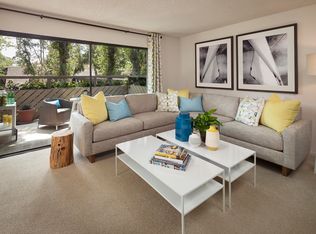 673 Baywood Dr, Newport Beach, CA 92660