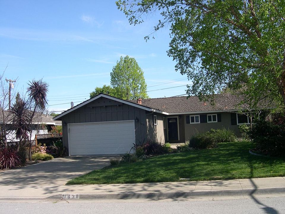house outside2