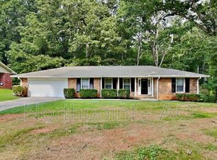 6099 La Bama, Mableton, GA 30126