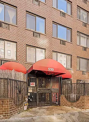 Rented by EXR | media 8