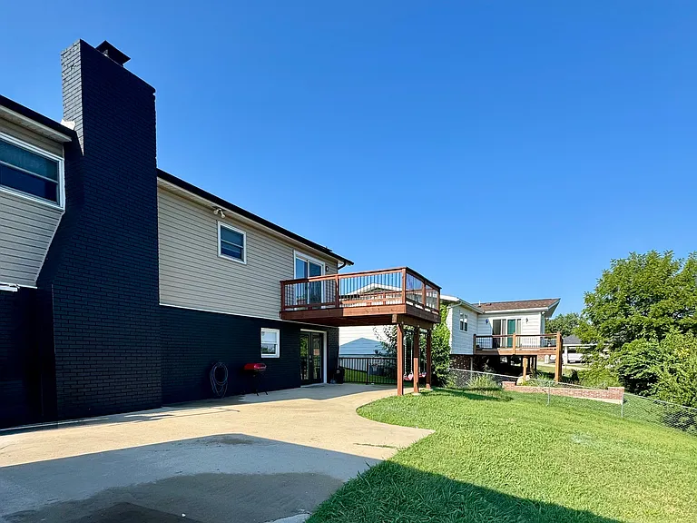 1461 Crystal Heights Rd — Photo 18