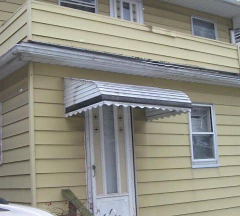 4th image of 860 Prouty Ave