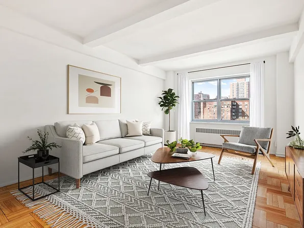 530 Grand St #10A, New York, NY 10002