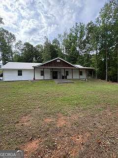 1st image of 40 Robertson Rd