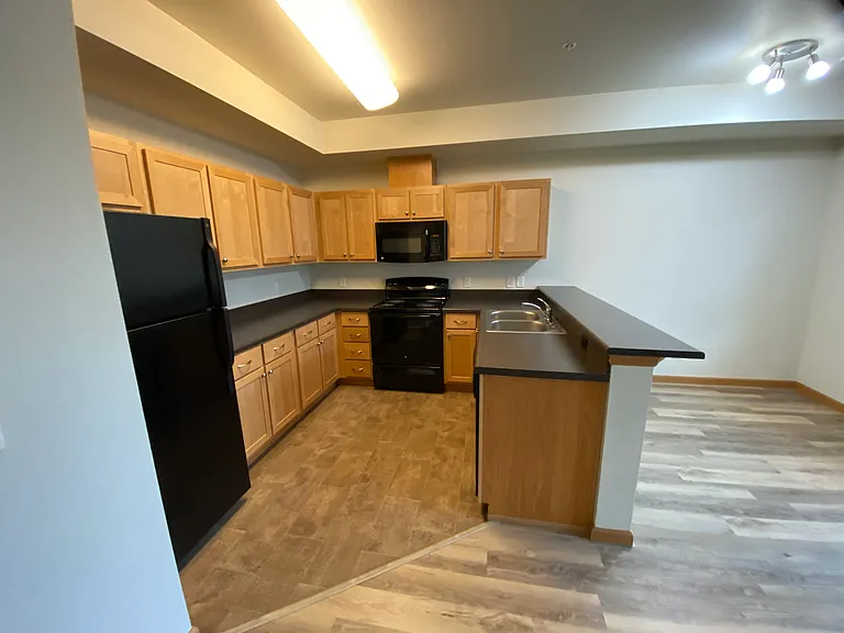 3745 SW Water Ave #101 — Photo 7