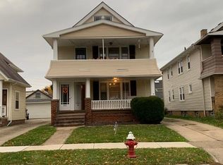 2056 Lewis Dr, Lakewood, OH
