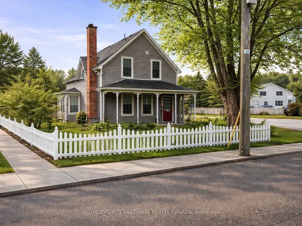 35 Lake St, Prince Edward County, ON K0K 2T0