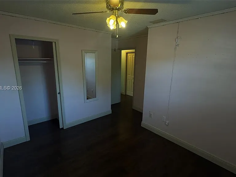322 W Sample Ave — Photo 9