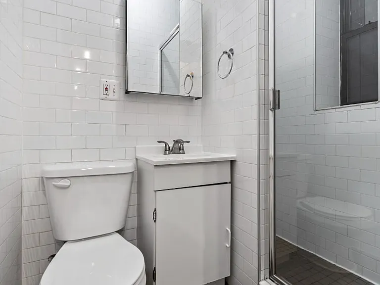 59 E 3rd St #4D — Photo 4