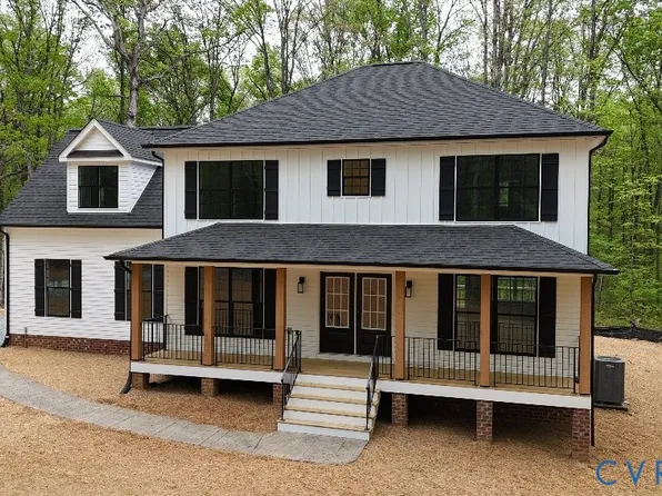 1045 Chopping Rd, Louisa, VA 23117