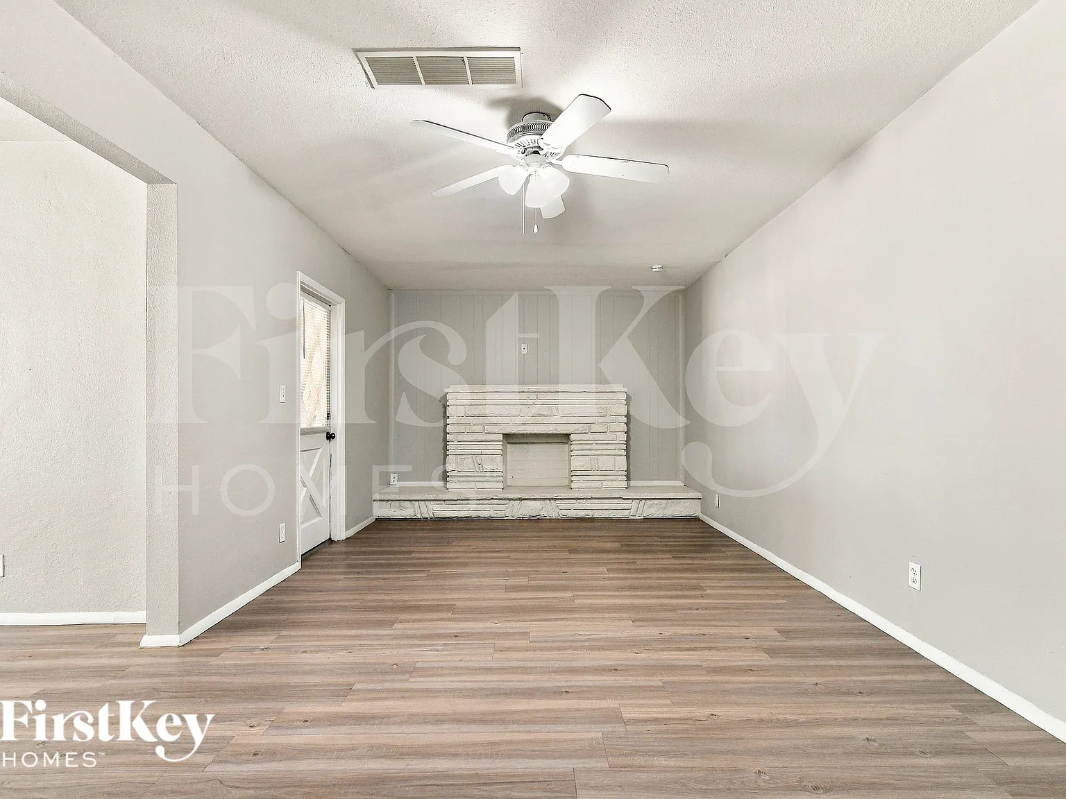 5 bed, 3.0 bath, 1665 sqft, $2,190 — Photo 4