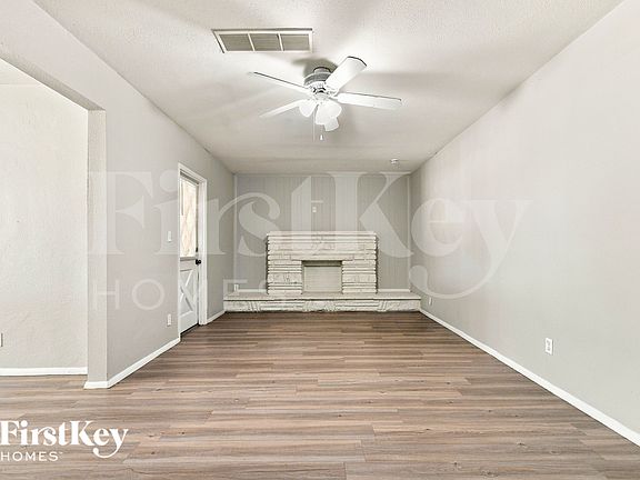 4th image of 1439 W 7th St