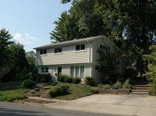 10324 Forest Ave, Fairfax, VA 22030