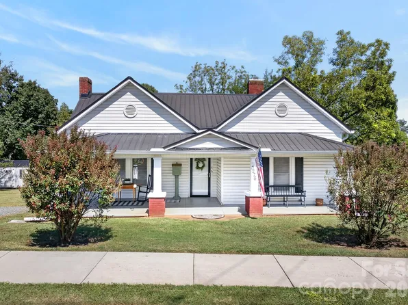 3276 E Calvin St #1-2, Claremont, NC 28610