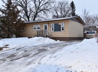 1212 N Grand Ave, Pierre, SD 57501