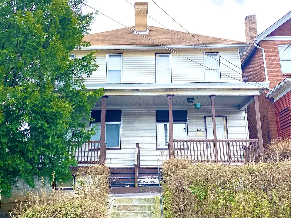 300 W 13th Ave