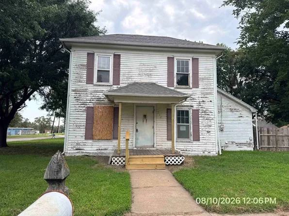 212 W Princeton St, Bennington, KS 67422