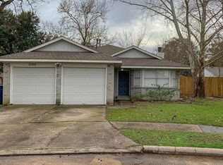 2102 Landing Way Ct, Spring, TX 77373