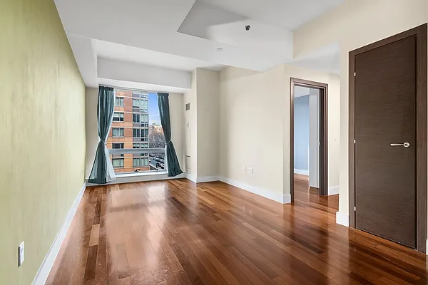 Sold by Compass | media 3
