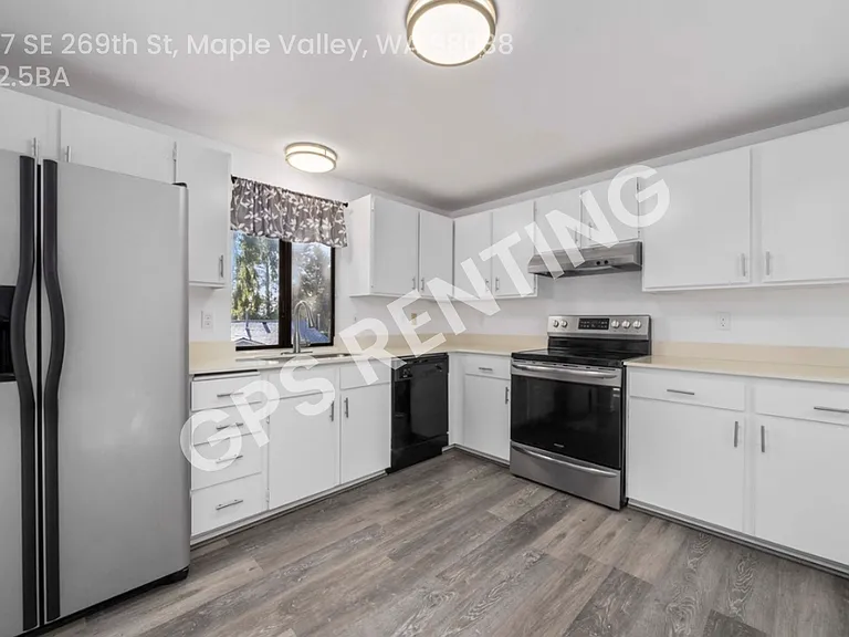 22037 SE 269th St — Photo 8