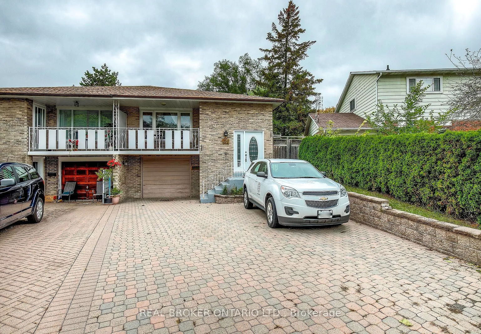 2 bed, $1,900 — Photo 1