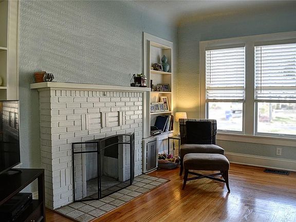 4th image of 508 Carey Pl