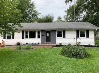 3223 S Wheatland Rd, Decatur, IL 62521