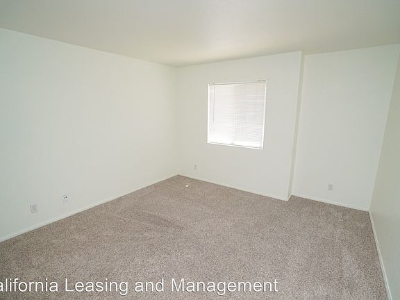 4th image of 18032 Flynn Dr Unit 5406