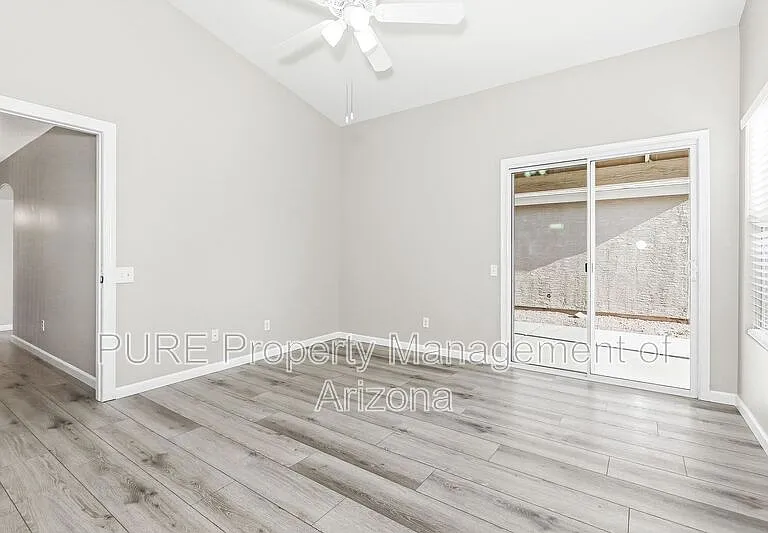 2638 N Saffron Cir — Photo 14
