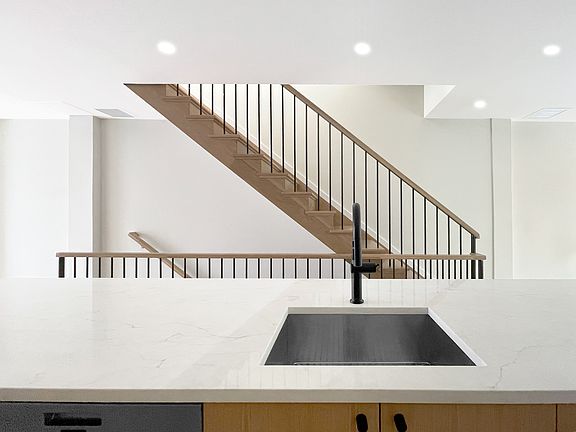 5th image of 127 Garfield Pl #2
